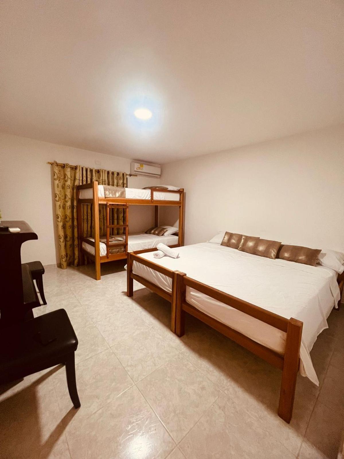 Hostal Casa San Pedro Santa Marta  Eksteriør bilde